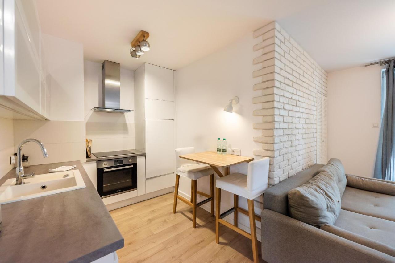Sluzew Manhattan Place Apartment Warsawa Bagian luar foto