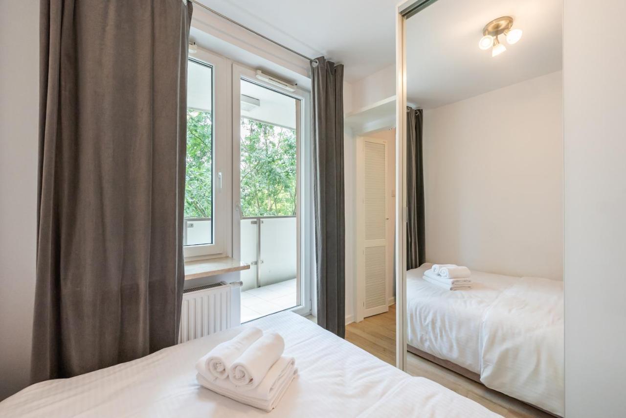 Sluzew Manhattan Place Apartment Warsawa Bagian luar foto